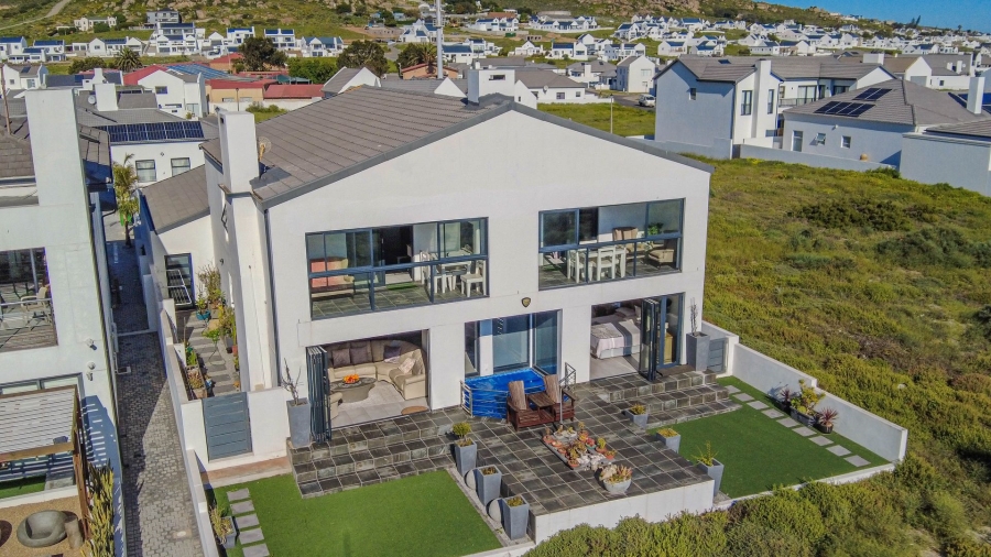 5 Bedroom Property for Sale in Sandy Point Beach Estate Western Cape